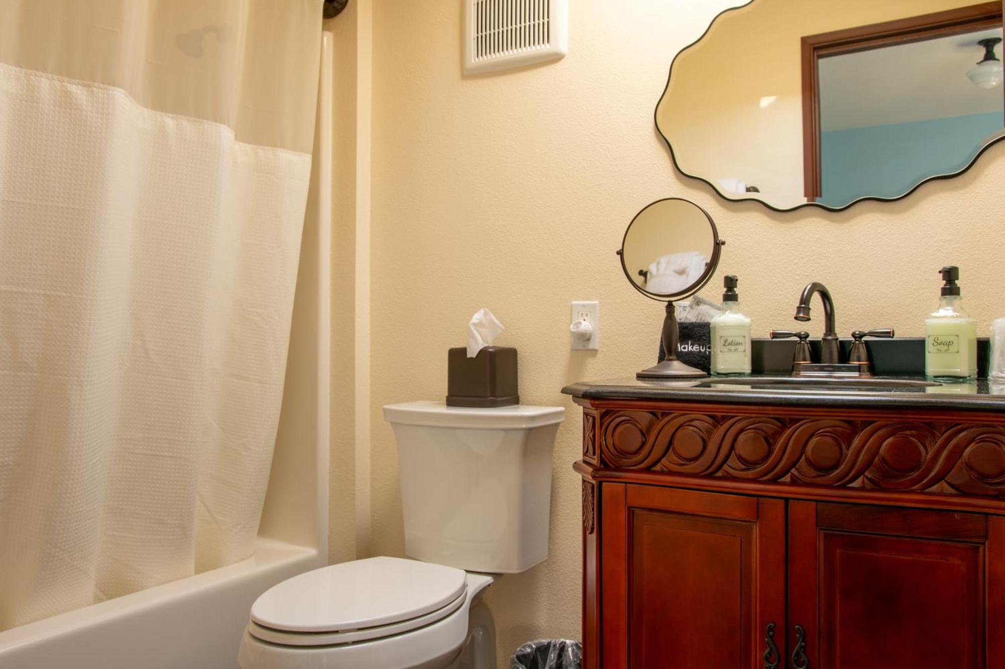Ilwaco The Pearl Inn Bed And Breakfast المظهر الخارجي الصورة