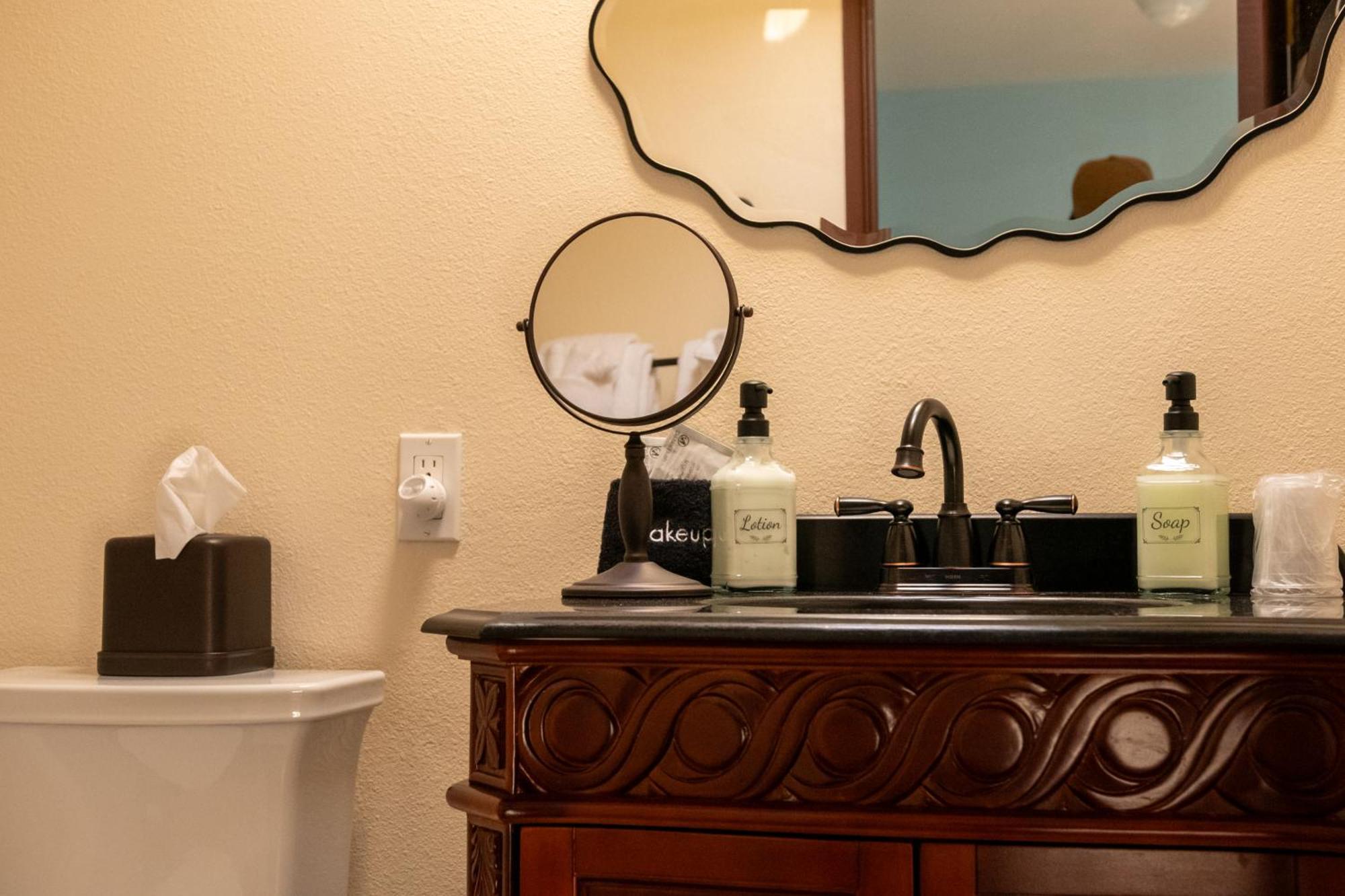 Ilwaco The Pearl Inn Bed And Breakfast المظهر الخارجي الصورة
